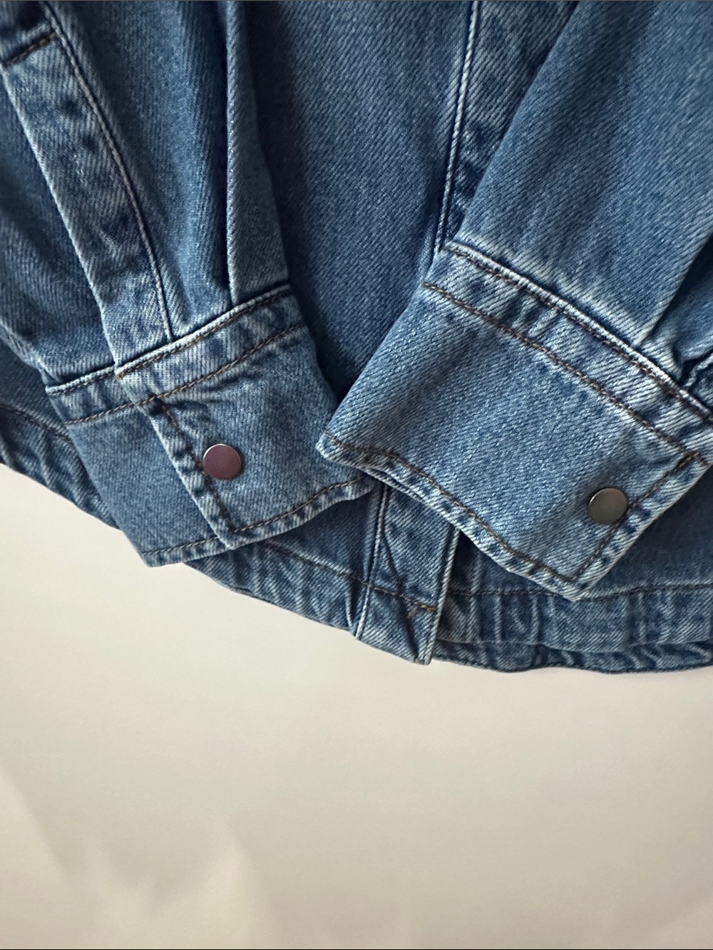 Women's Button Up Denim Shirt with Long Sleeves XS - Picture 8 of 12